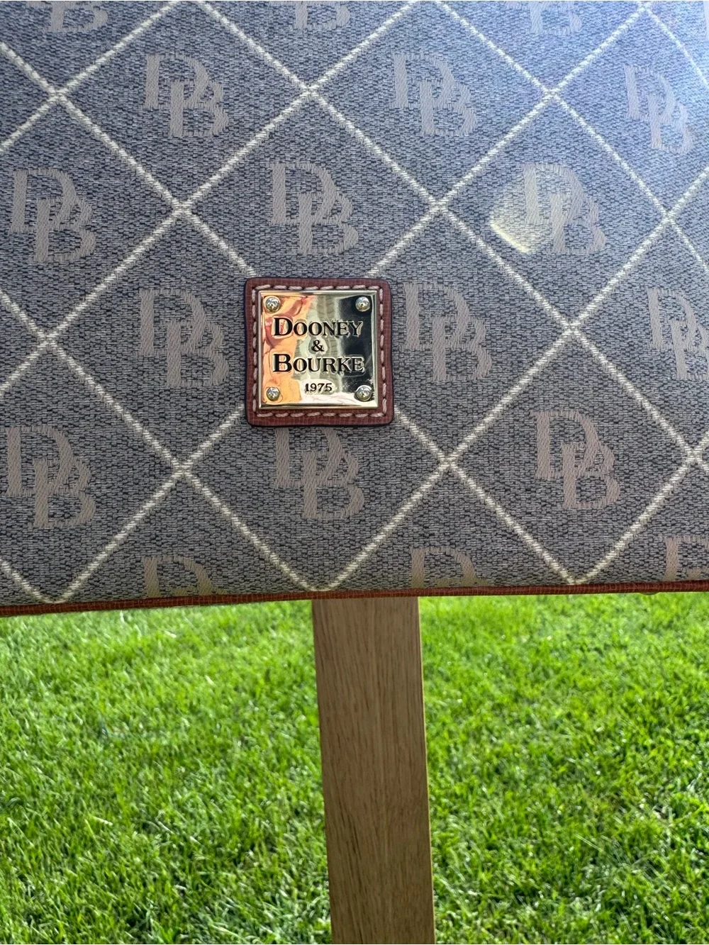 Ladies Dooney & Bourke Dome Gretta Signature Satchel Purse